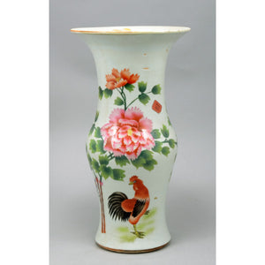 Chinese Famille Antique Rose Vase, c. 1900 - Depicting a rooster and flowers