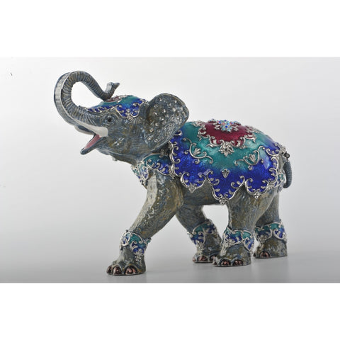 Colorful elephant by Keren Kopal
