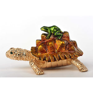 Turtle with frog by Keren Kopal
