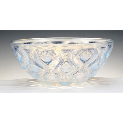 Opalescent bowl