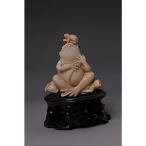 Mammoth Ivory- Snuff bottle Frogs